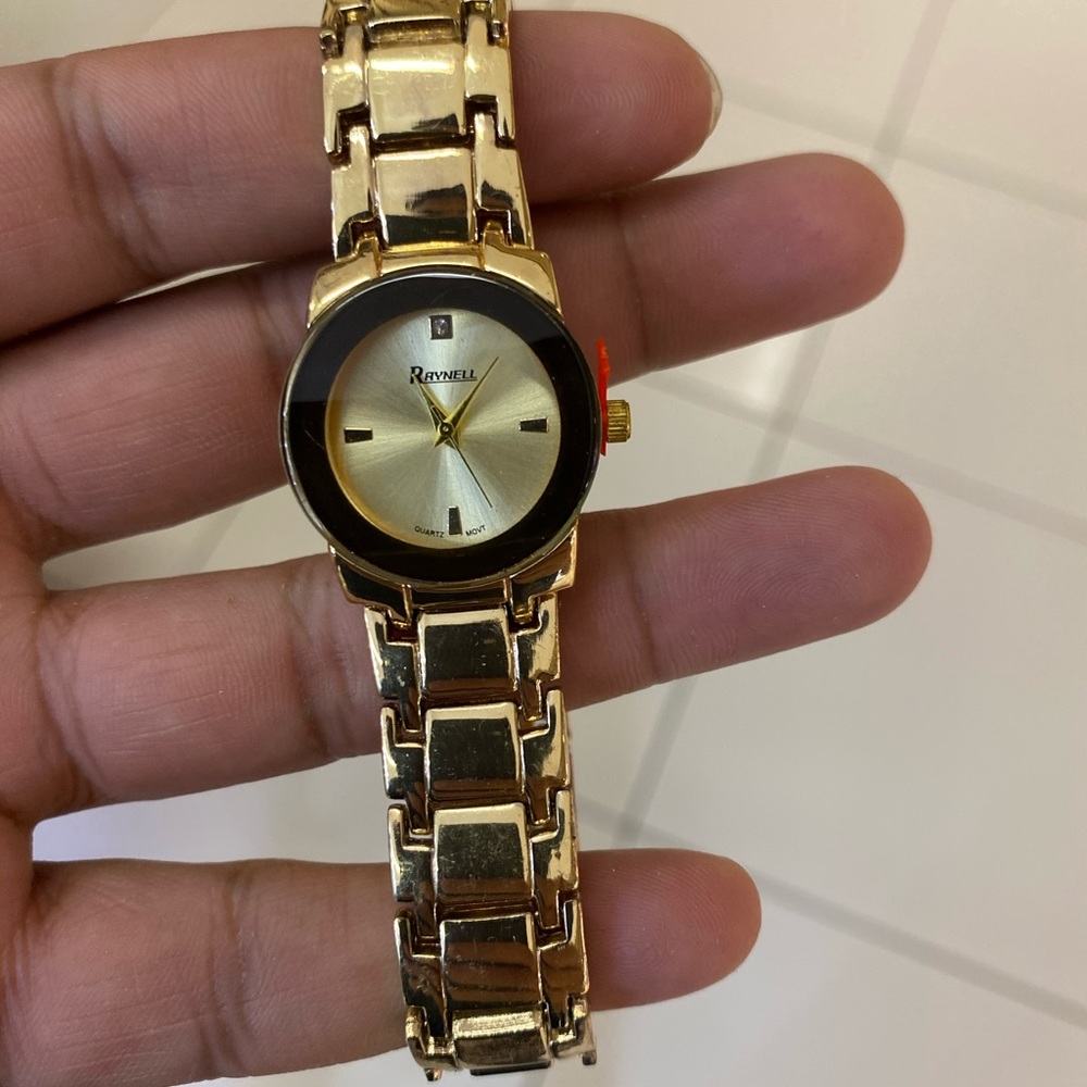 Ladies gold small face watch